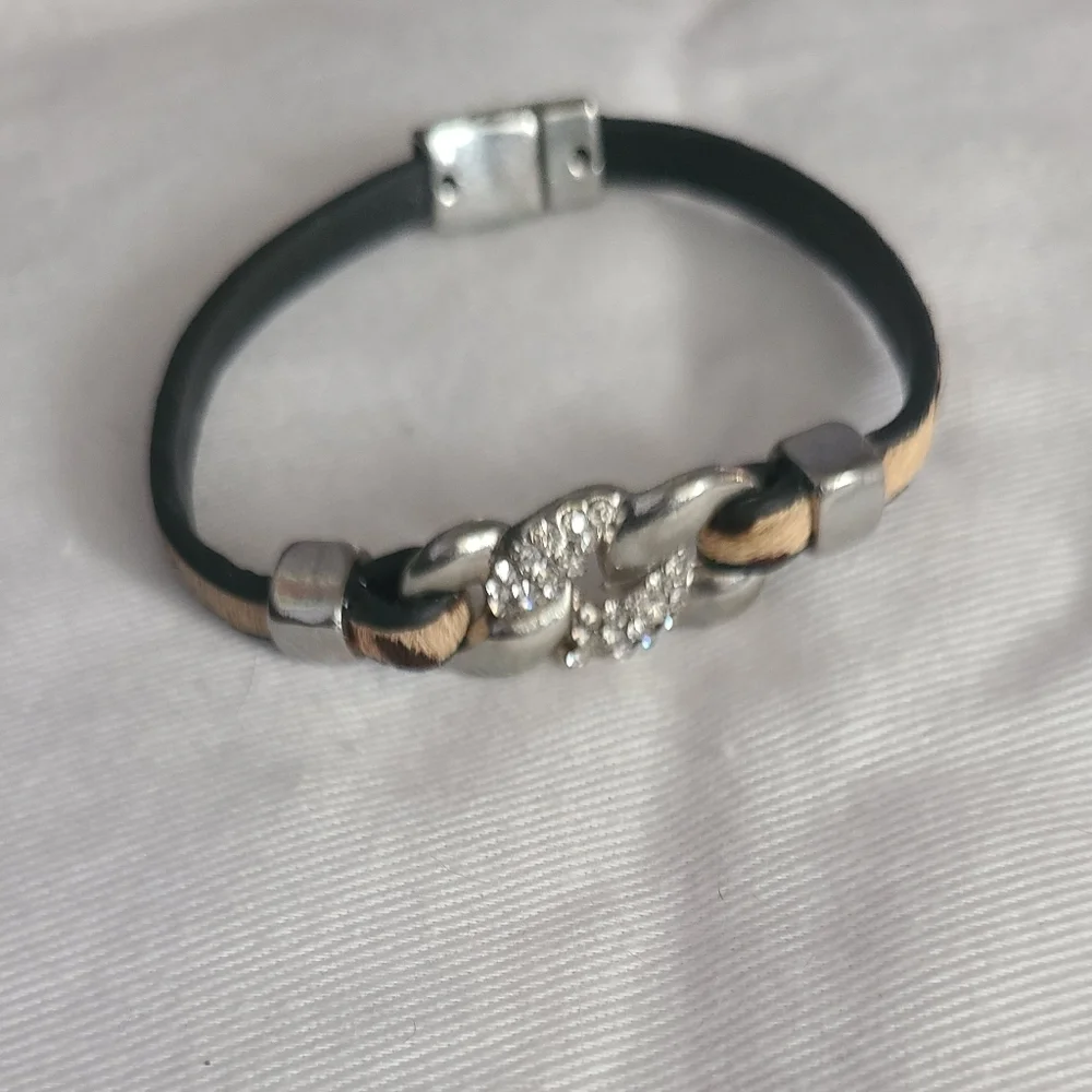 2 for 18 Leopard bracelet - Picture 5 of 6